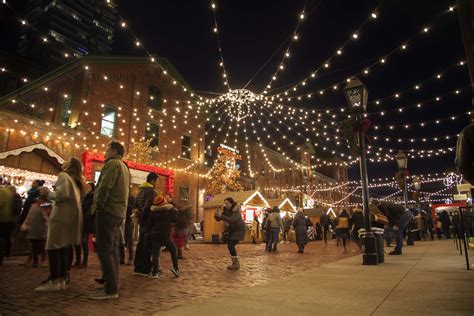 distillery district christmas market